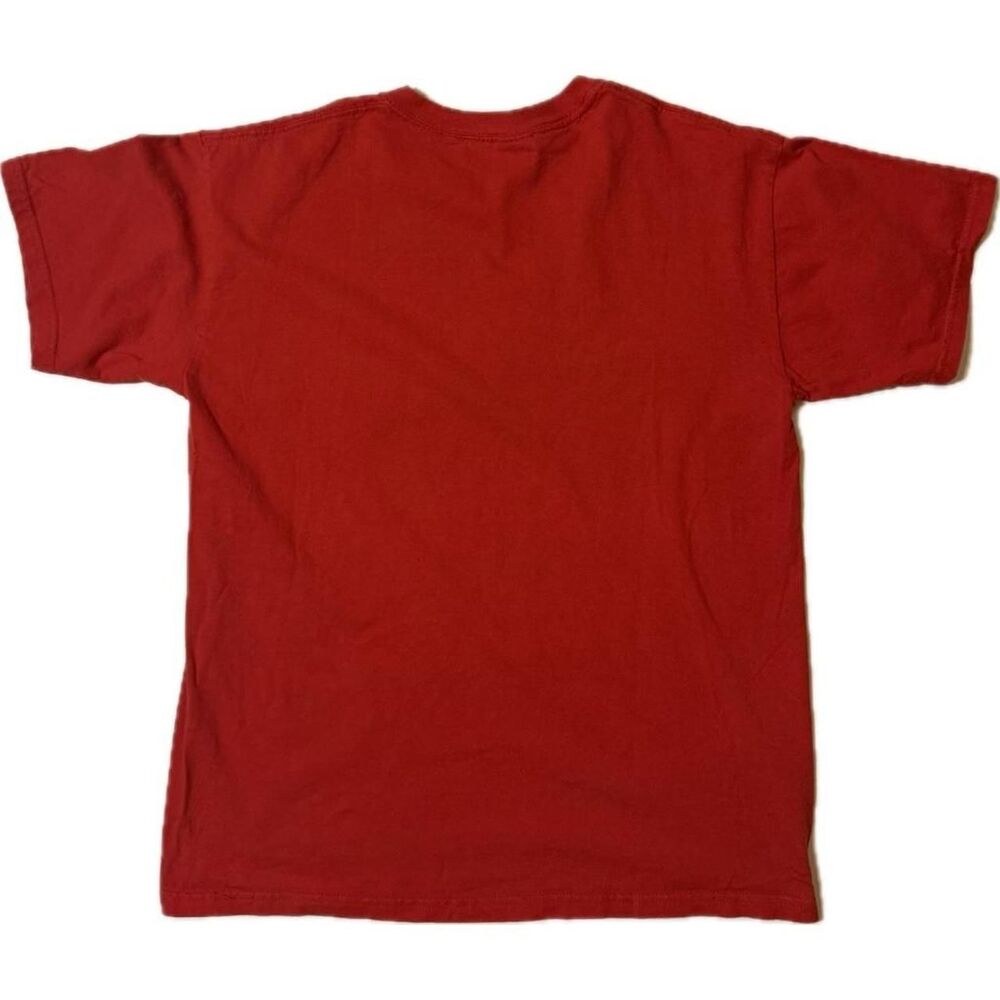 Gildan Men's Red T-shirt - Picture 2 of 5